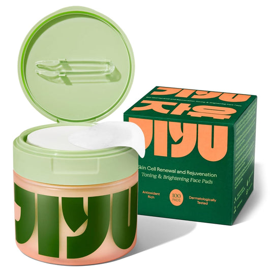 Close-up of JiYu pad texture showing a soft surface for gentle hydration.