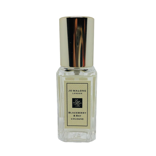 Jo Malone Blackberry & Bay bottle pour, crisp fragrance for daily wear