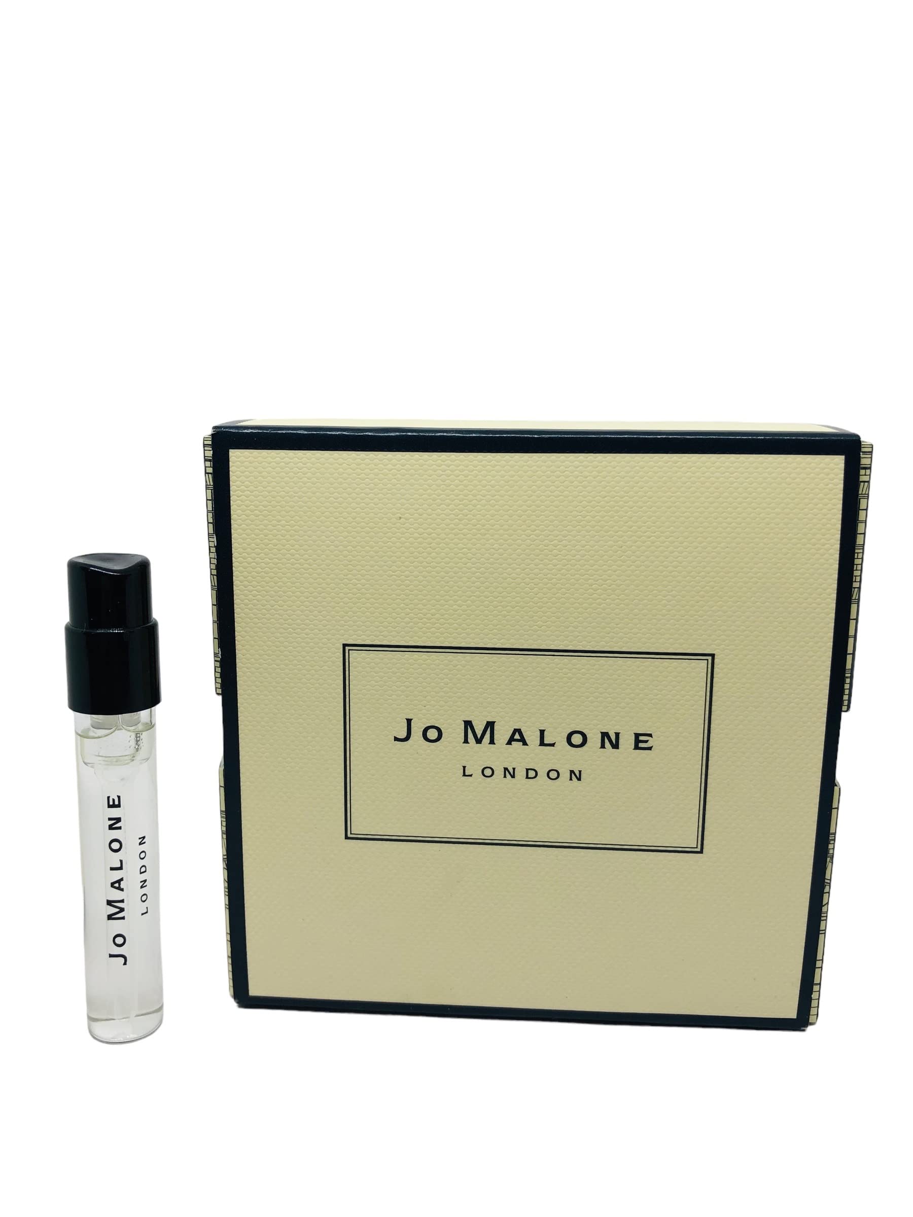 Jo Malone Velvet Rose and Oud vial showcases clove, rose, oud for mood-setting testing