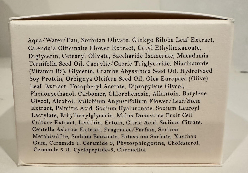 Sensitive skin friendly Eden Pro hydrates and comforts the skin.