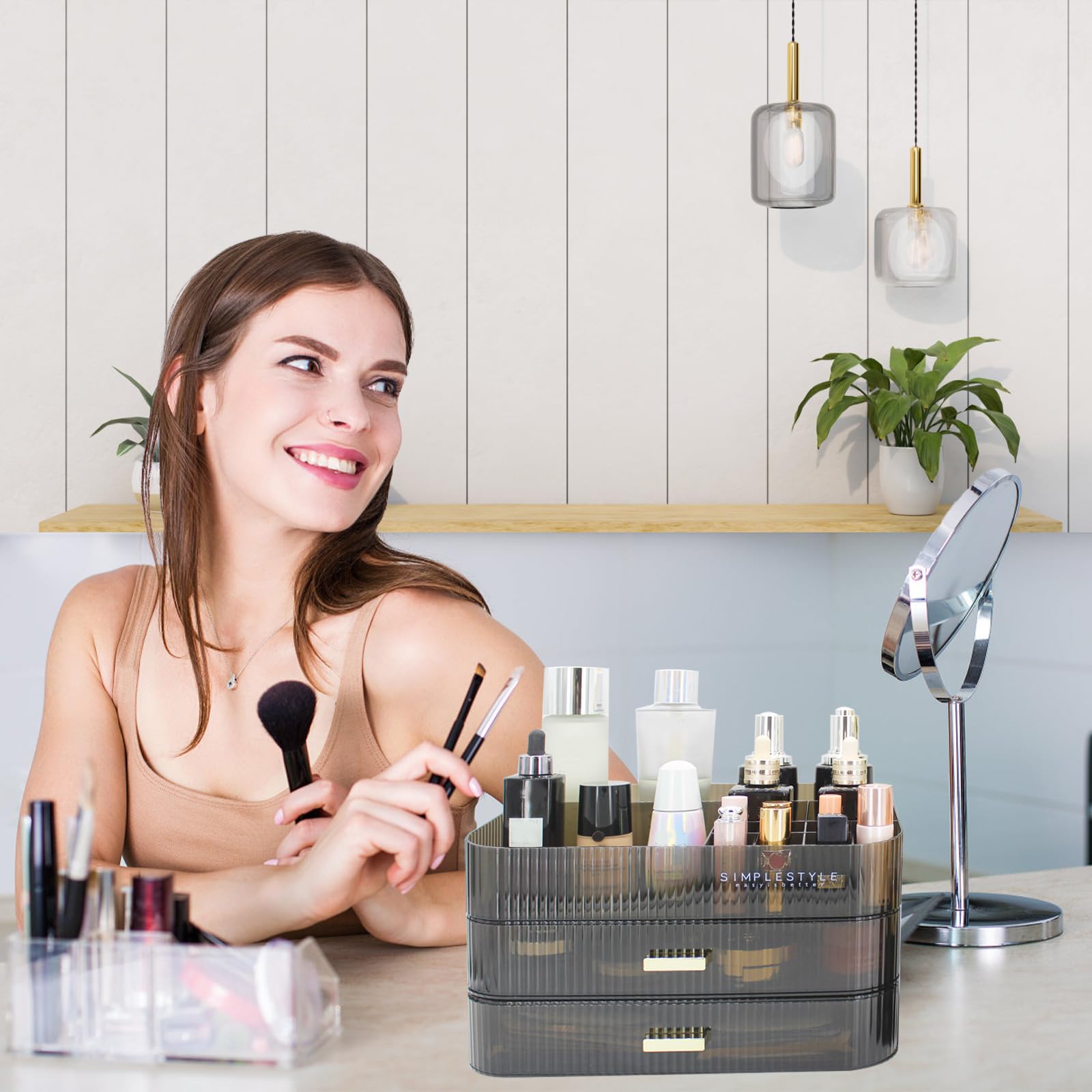 JONKASIPA makeup organizer has a smooth surface protecting cosmetics