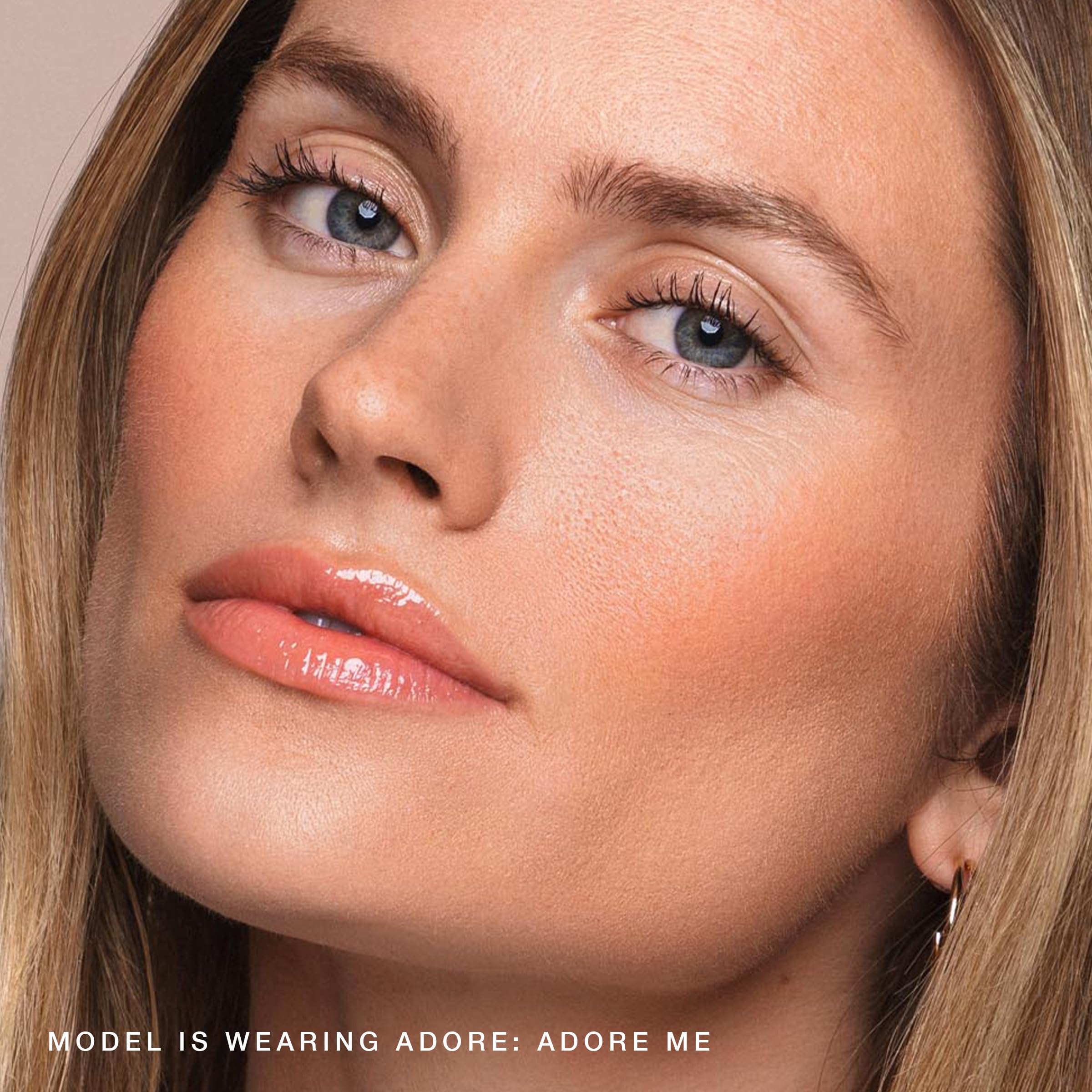 Jouer Blush Bouquet brush application demonstrates easy blush layering and blending.
