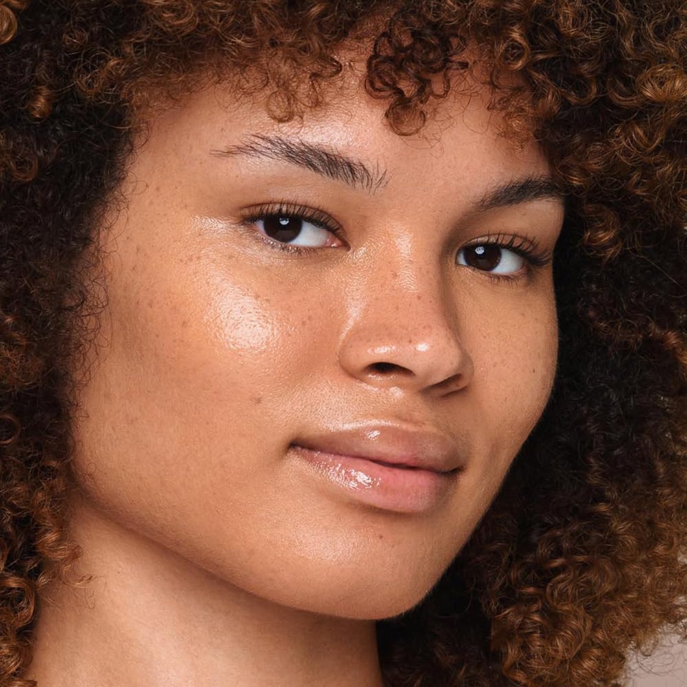 Jouer Concealer Pen brightening formula helps even skin tone