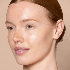 Mix Jouer Glow Drops into moisturizer for a customizable glow finish.