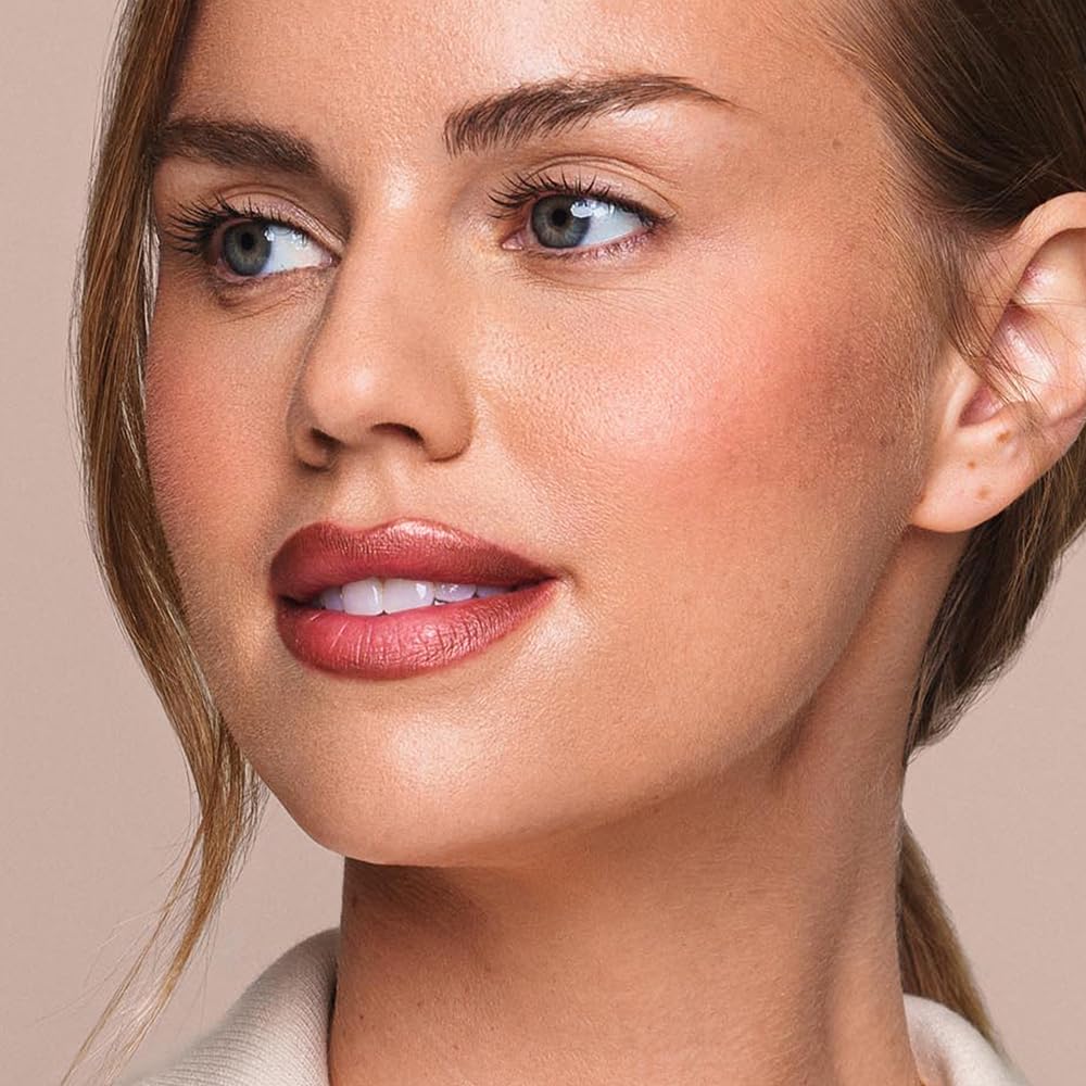 Jouer Long Wear Lip Liner matte sienna-shimmer defines lips with durable, even color.