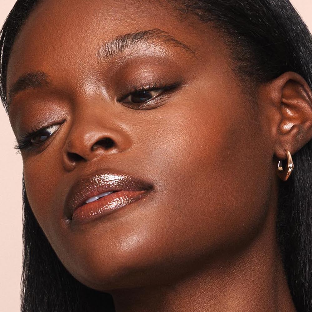 Jouer Lip Topper packaging and easy application over lip liner.