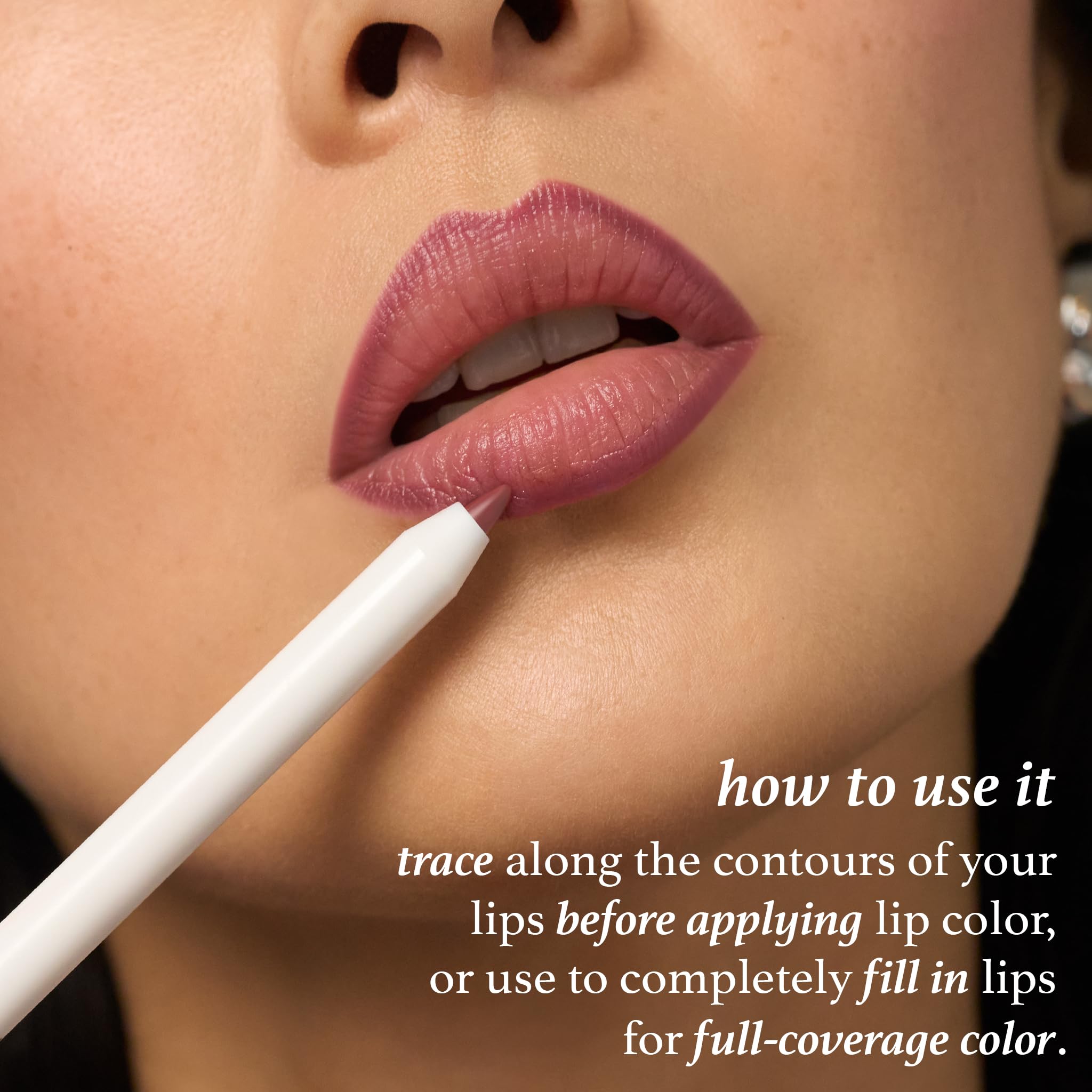 Julep It’s Balm twist-up design enables mess-free on-the-go application.