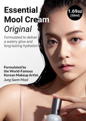 Jung Saem Mool Essential Mool Cream texture swirl showing lightweight hydration.