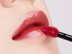 Jung Saem Mool Lip-Pression Glow Lasting Tint Dolce Rose swatches show evening ready color