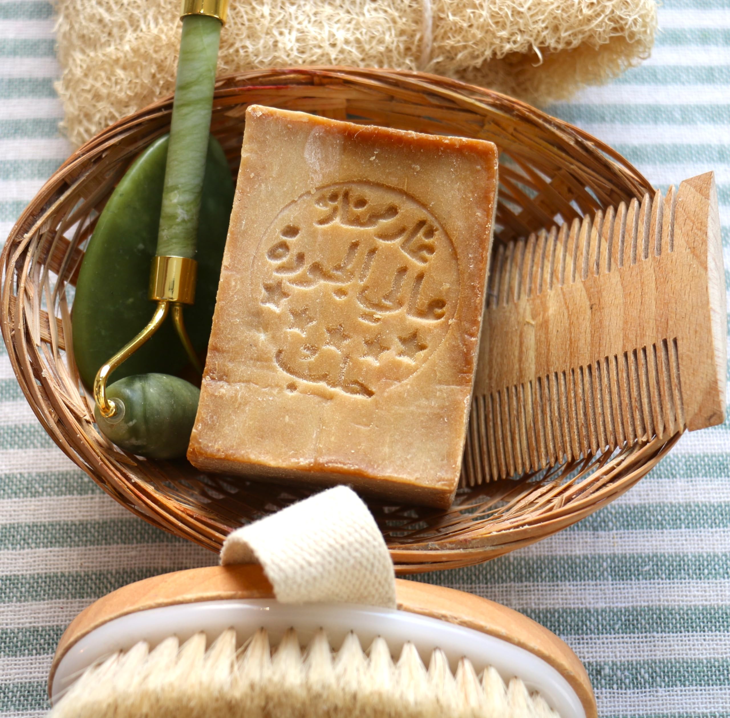JUSIZA Aleppo Soap olive-laurel blend supports clean, nourished skin.
