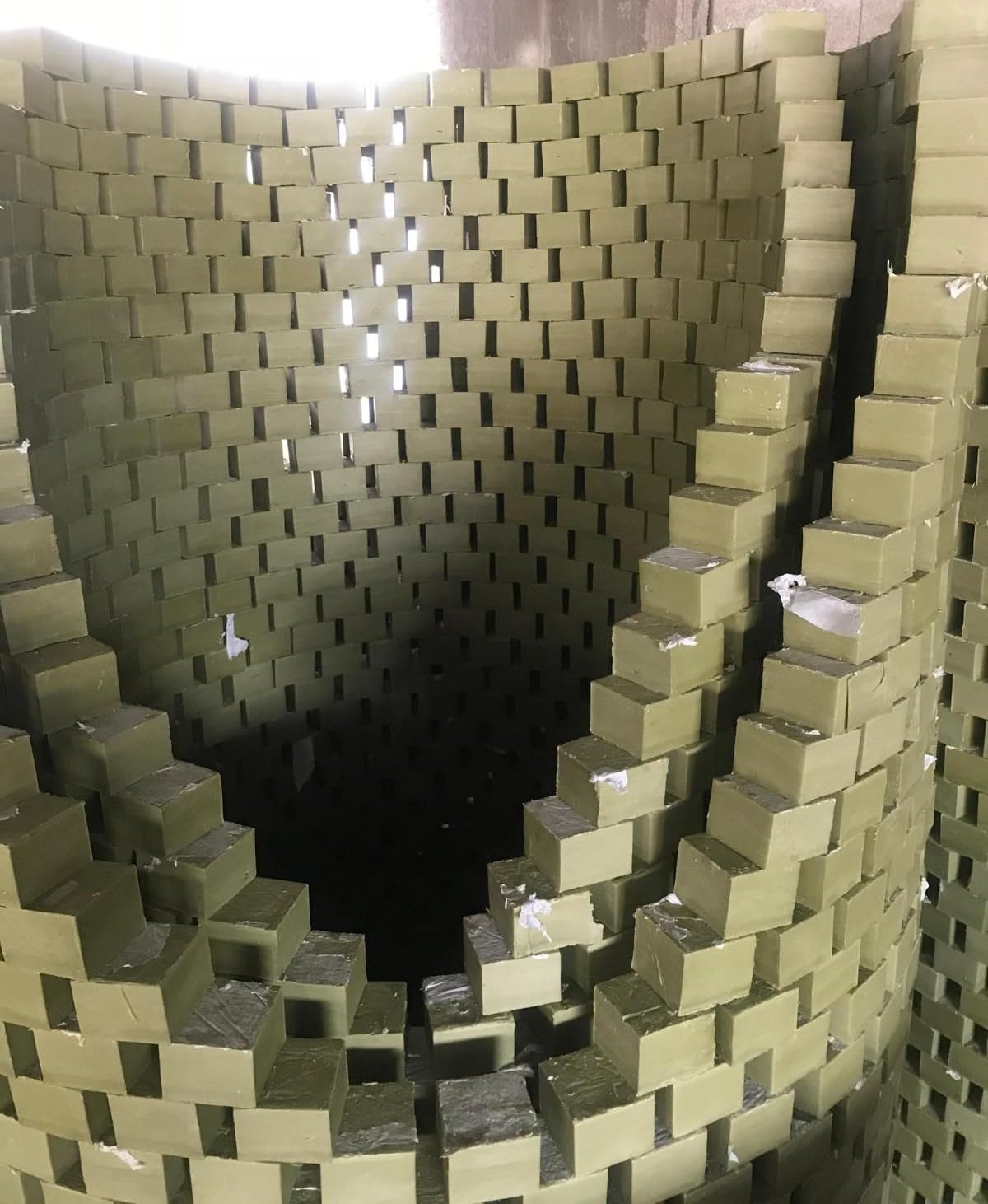 JUSIZA Aleppo Soap natural ingredients emphasize handmade traditional craft.