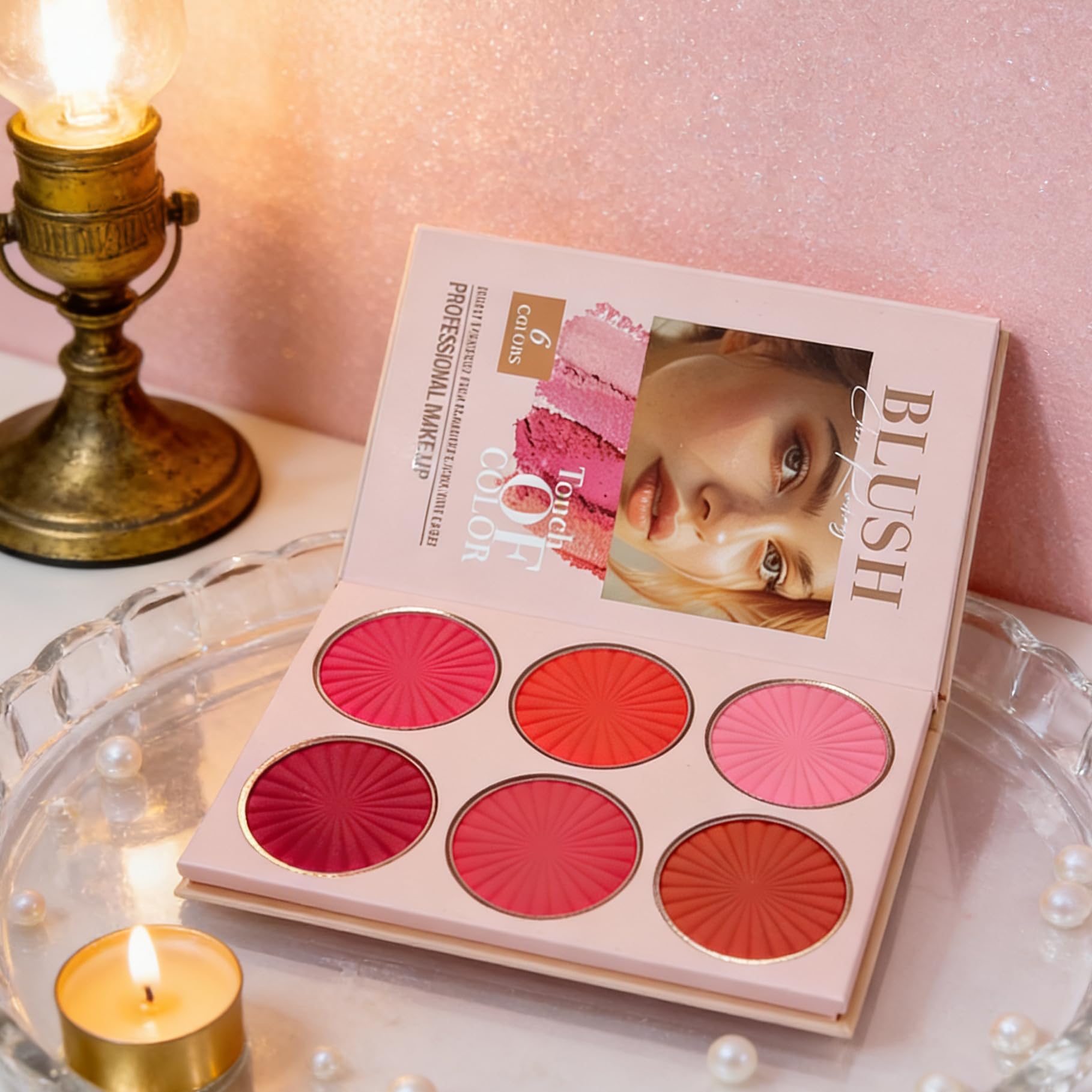 K'APEINE 67-Colors Palette highlighter pan delivers subtle glow and lift.