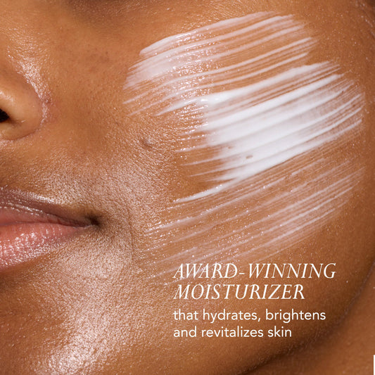 Cream texture close-up shows a non-greasy, nourishing feel.