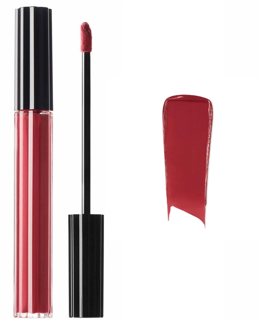 Kat Von D Everlasting Hyperlight Jupiter's Eye close-up highlights a weightless matte color.