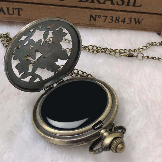 Kchss pocket-watch shell cradle protects the mirror during travel