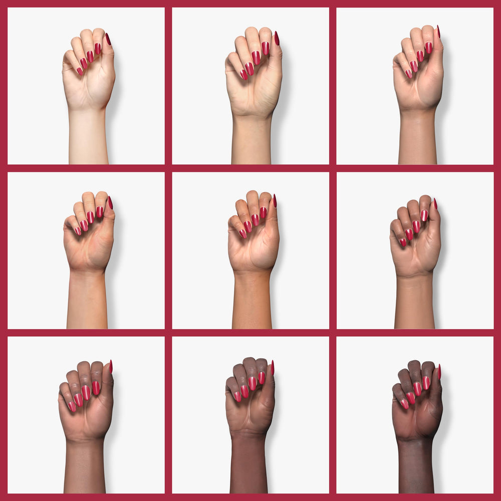 Dipping process with Kiara Sky Socialite powder on nails