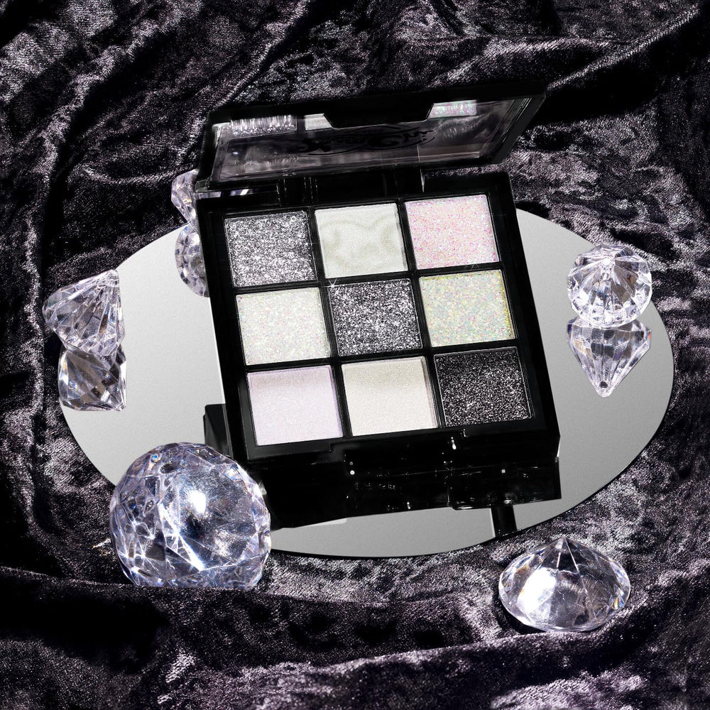 KimChiChic Beauty Jewel Collection shows long-lasting color on eyes.
