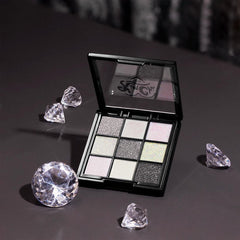 KimChiChic palette demonstrates pigment-rich tones for blending.
