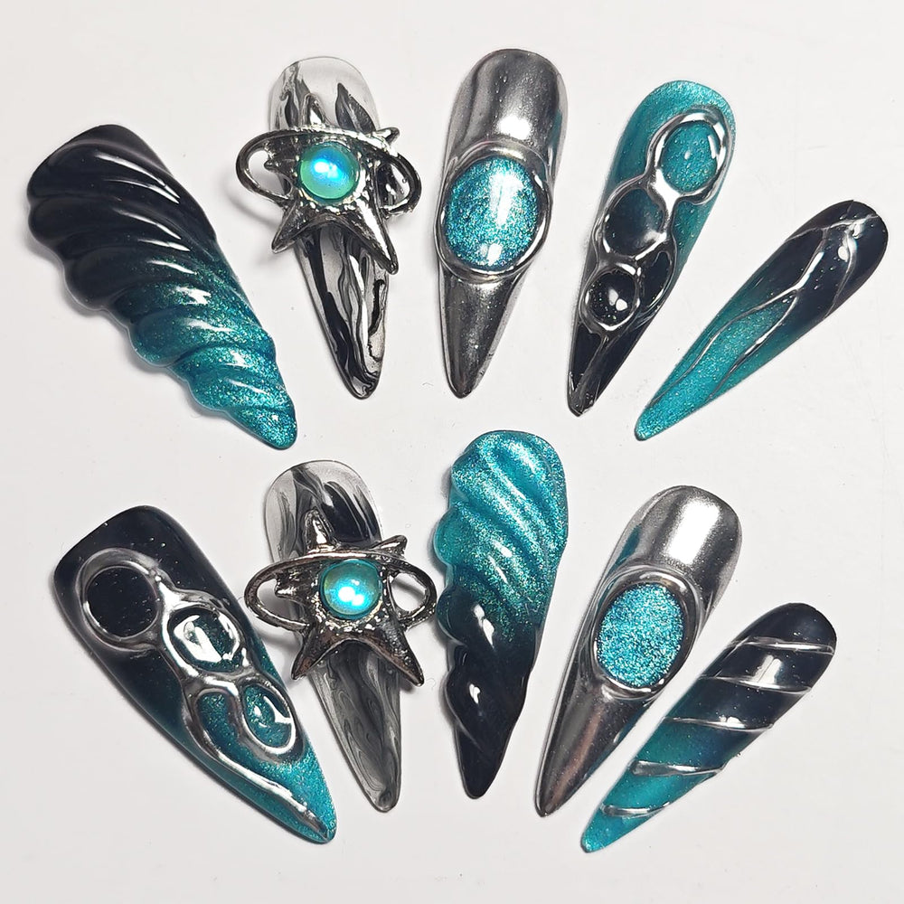 KimKista handmade press‑on nails in cat‑eye ombre chrome for at‑home salon finish
