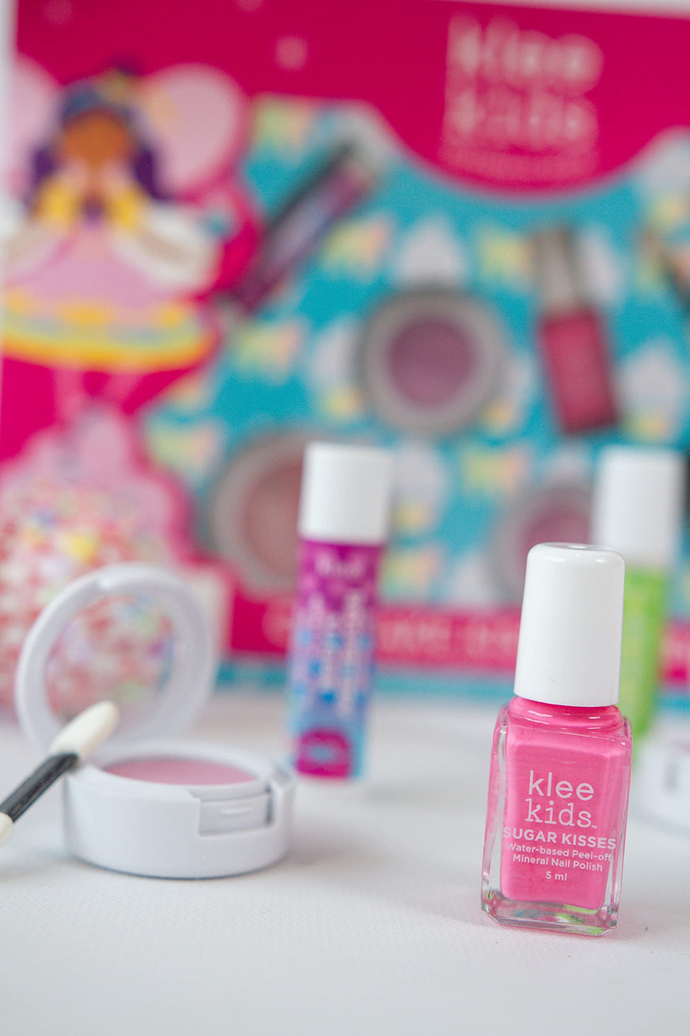 Klee Naturals Luna Star Deluxe supports safe imaginative dress-up and playtime