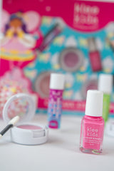 Klee Naturals Luna Star Deluxe supports safe imaginative dress-up and playtime