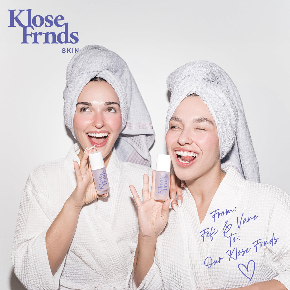 KLOSE FRNDS Niacinamide & Rice Serum drop on hand for effortless, soothing hydration.