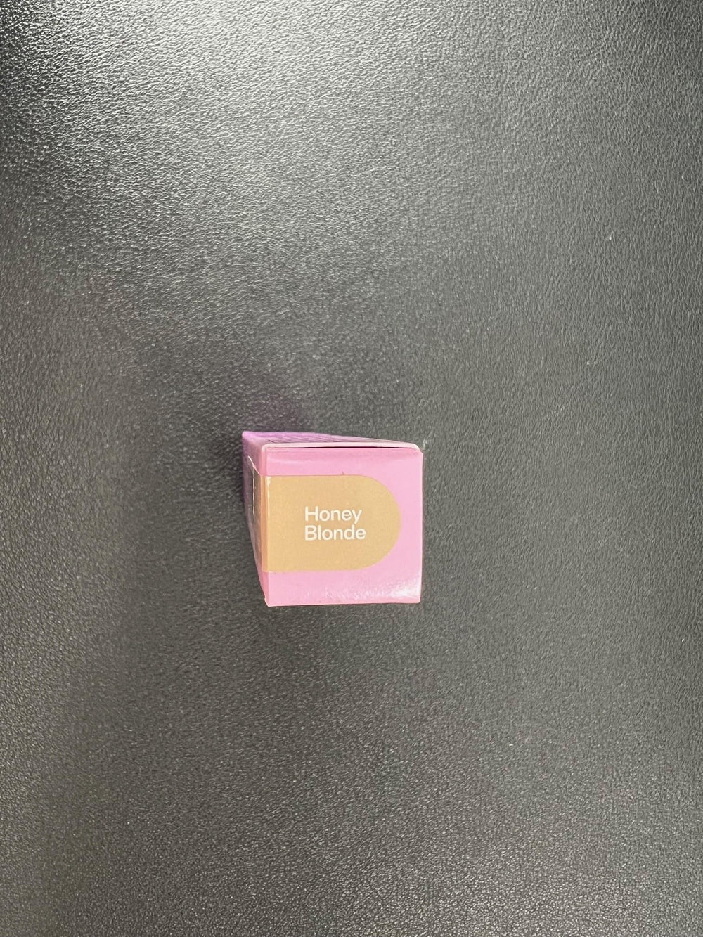 Kosas Air Brow Honey Blonde uses vegan ingredients for cruelty-free brow care