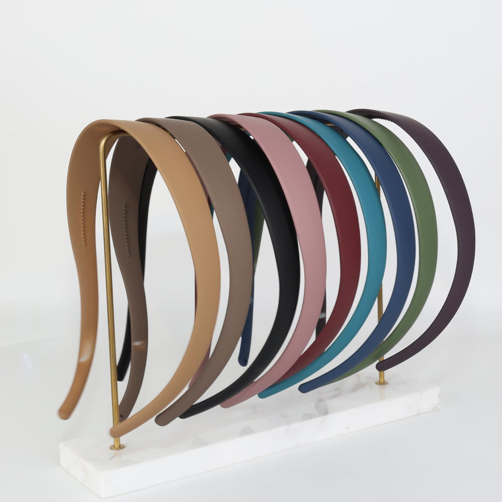 KOVOLITU travel-friendly headband fits in bags for on-the-go styling