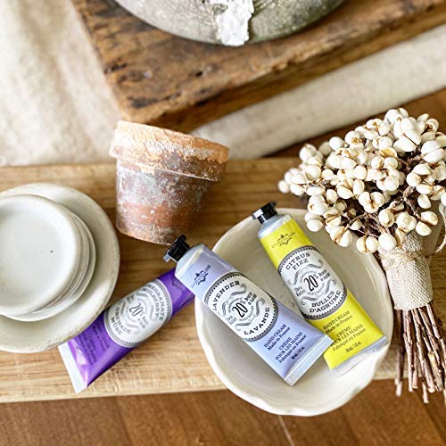 La Chatelaine creamy texture absorbs quickly for immediate hydration.
