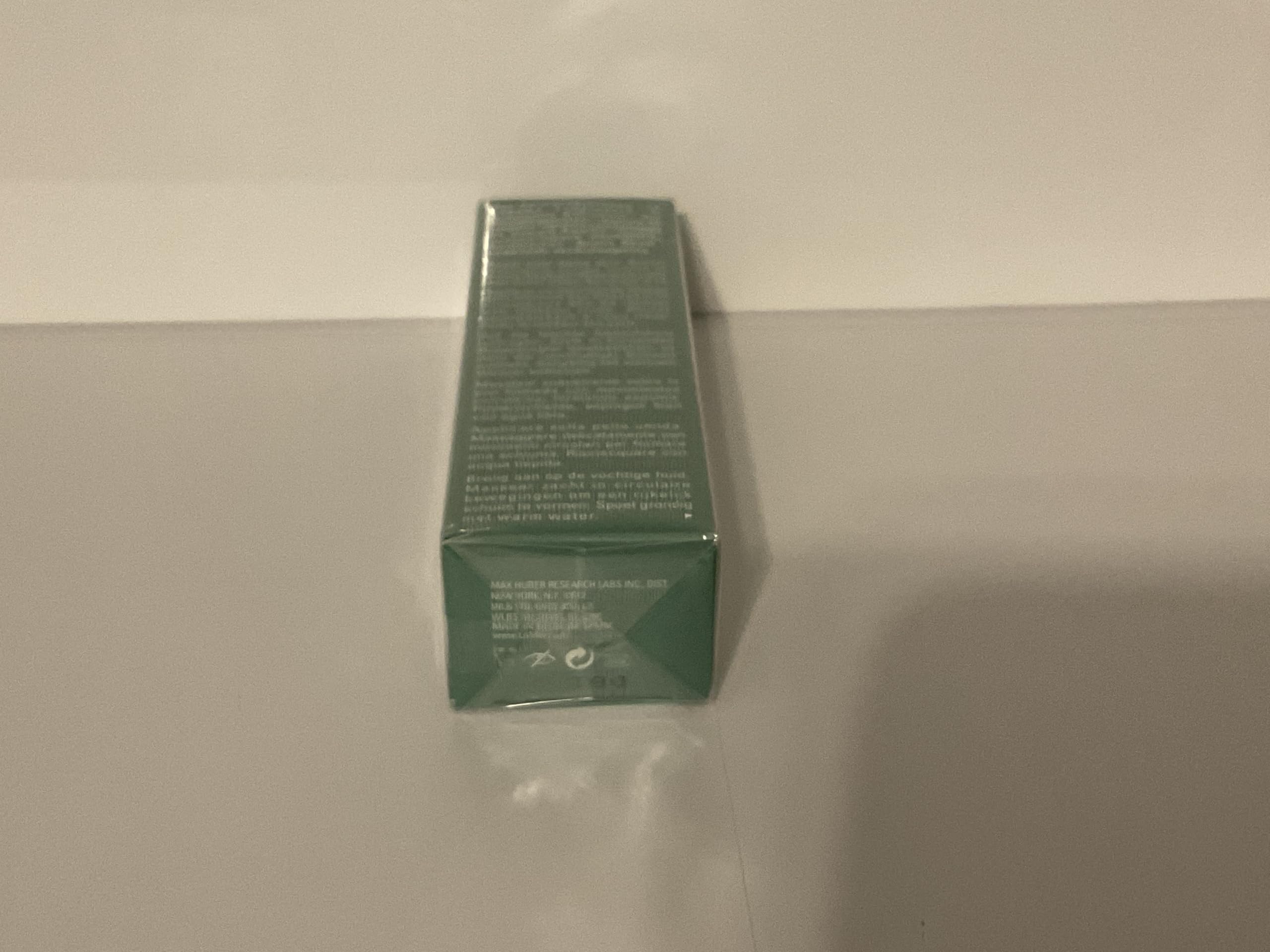 La Mer Cleansing Foam skin cleansing setup with towel ready for morning routine.