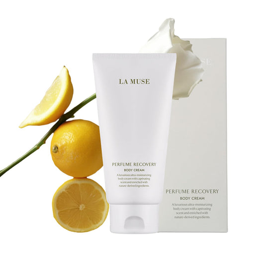 LA MUSE Floral Musk lotion bottle shows fragrance and hydration benefits