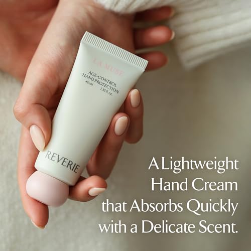 LA MUSE Reverie cream jar highlighting floral musk fragrance and premium packaging