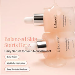 Laboreve PeachMicrobiome 84 EGF Serum on skin during application absorbs smoothly.