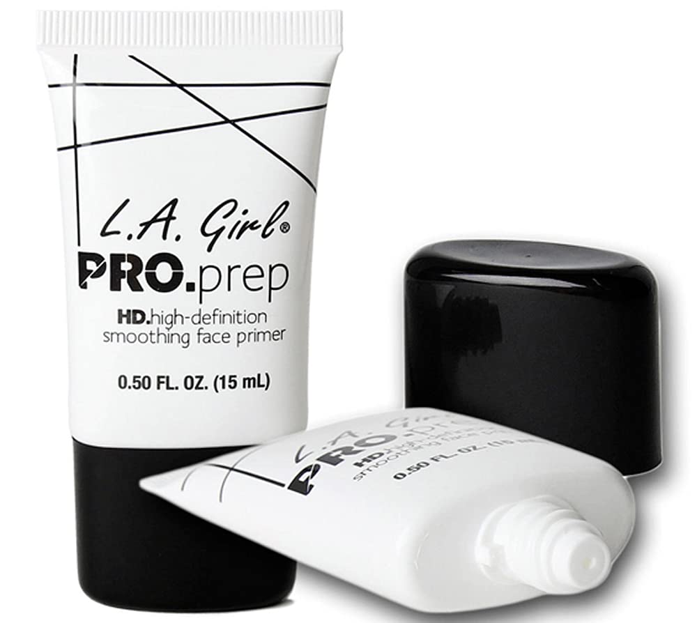 L.A. Girl primer near pores and fine lines shows smoothing effect.