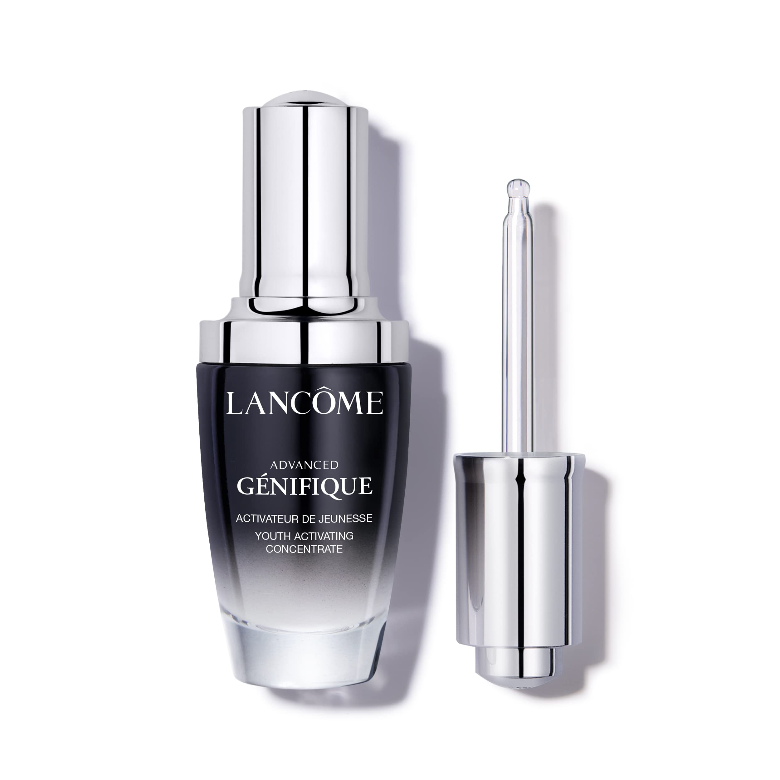 Lancôme Advanced Génifique bottle close-up highlighting hydration and glow.