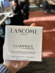 Lancôme Clarifique Milky Cream soft skin look: refined texture without shine.