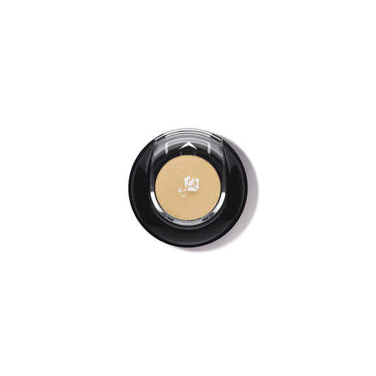 Lancôme Color Design single eyeshadow compact delivers richly pigmented color with crease-resistant wear.