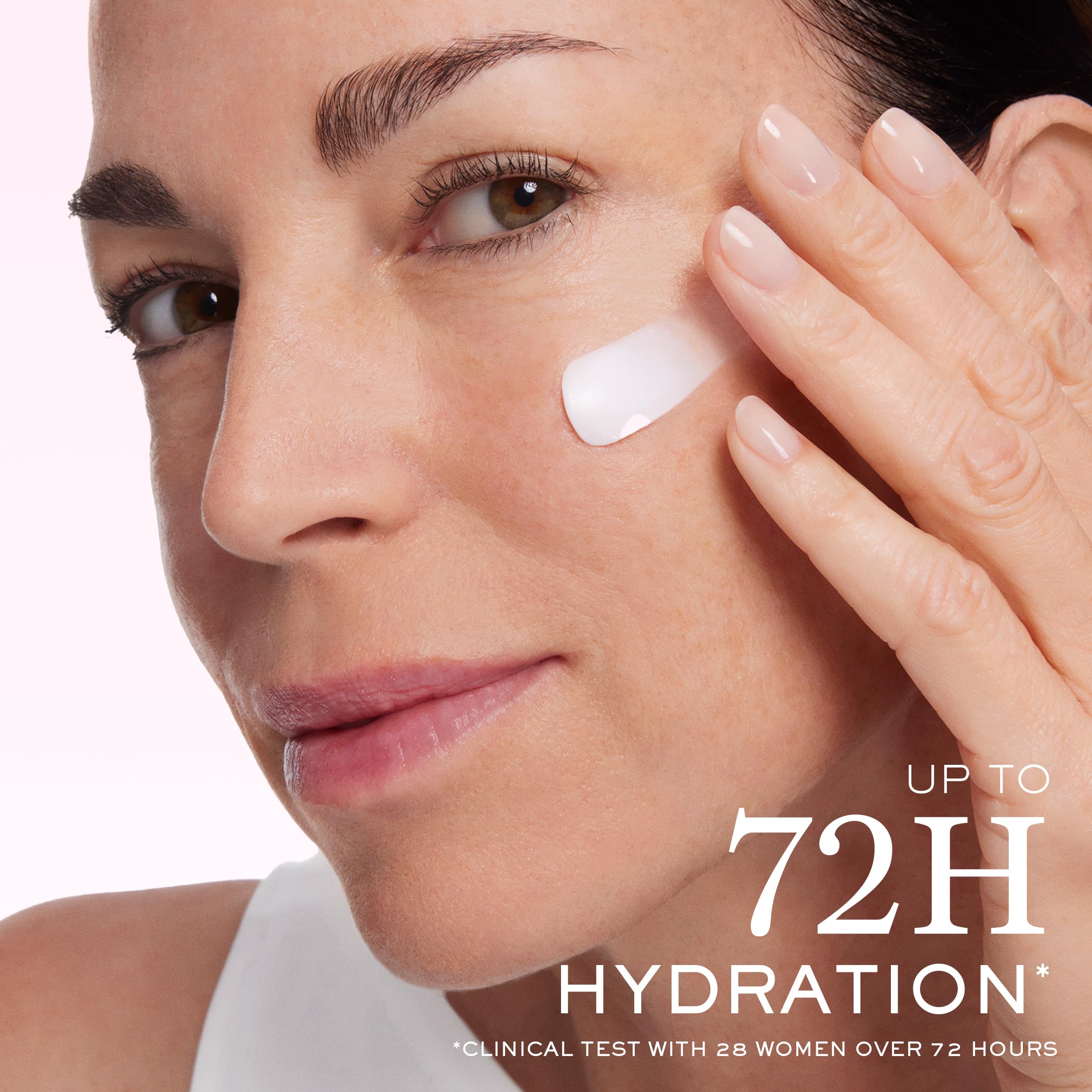 Close-up of Hydra Zen Gel Cream texture for quick absorption