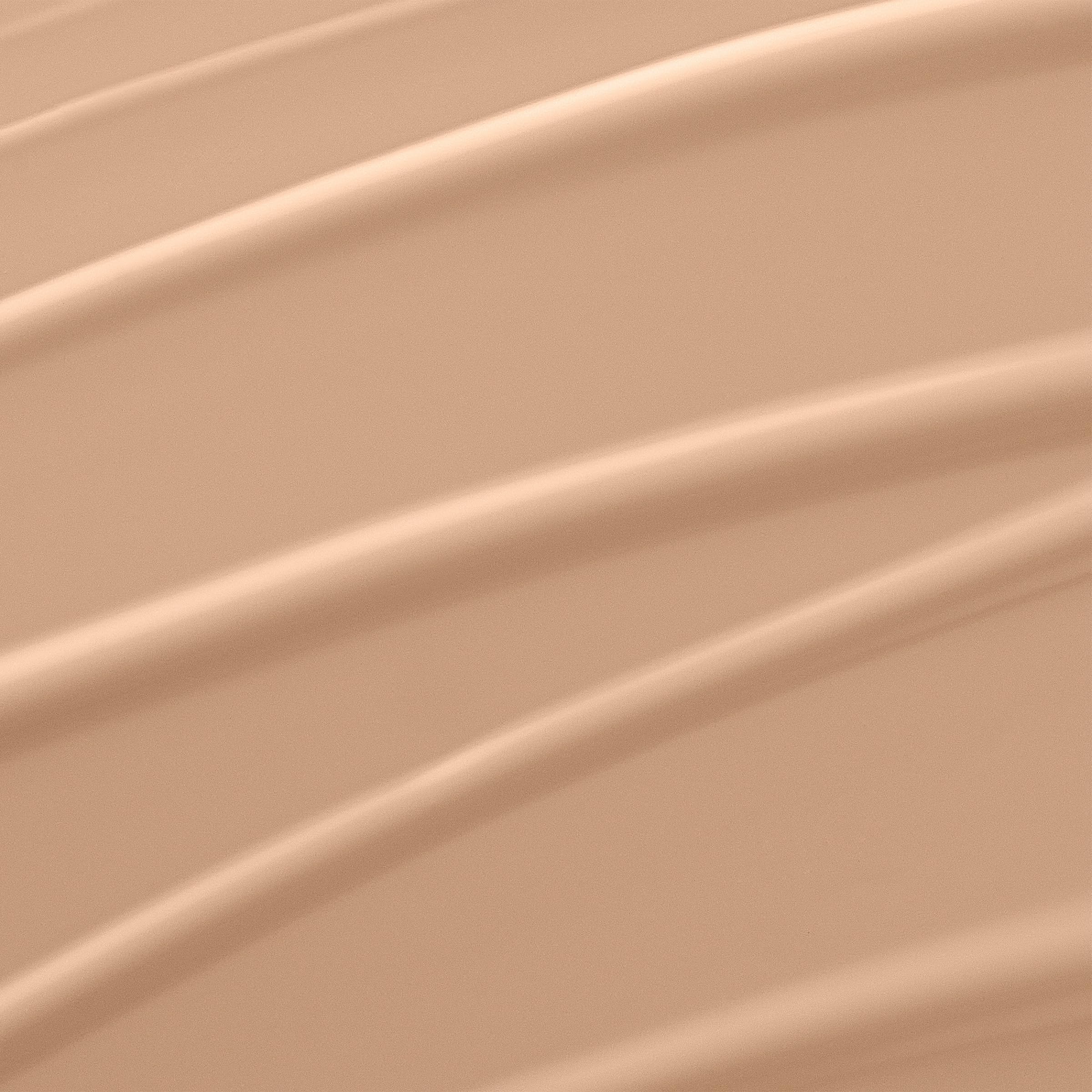 Lancôme Renergie Lift Foundation pump dispensing smooth, even coverage for daily wear.