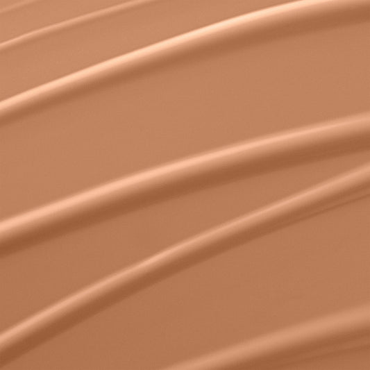 Lancôme Renergie Lift packaging box highlights premium foundation for daily wear.