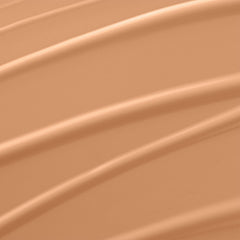 Lancôme Renergie Lift foundation swatch showing even tone and smooth blend.