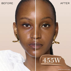 Lancôme Teint Idole Ultra Wear texture swatch shows buildable coverage.