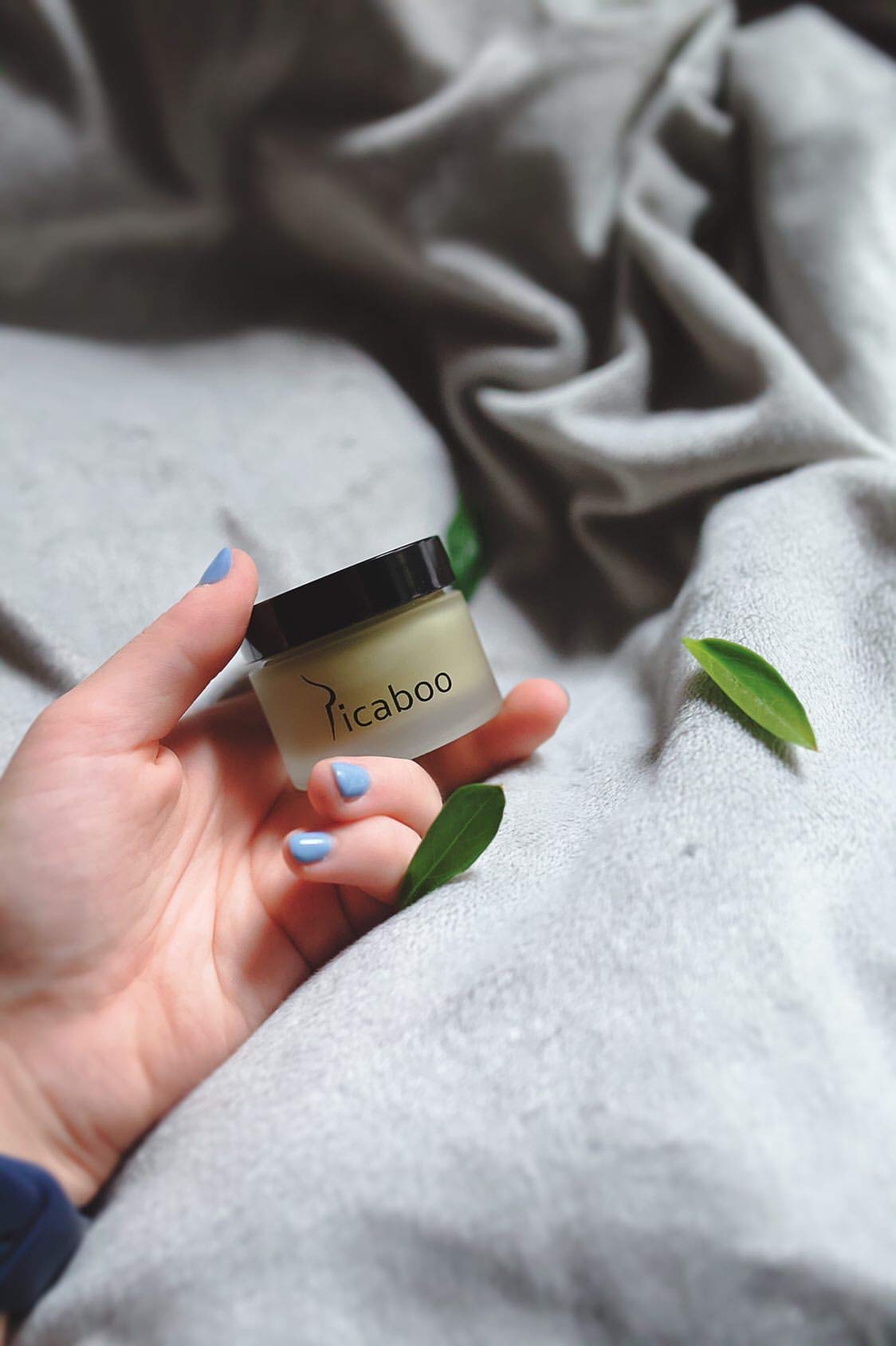 La Parea Wellness under-breast-area application on clean skin aids care