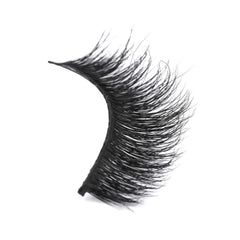 Easy application LASGOOS lashes save time during makeup routines.