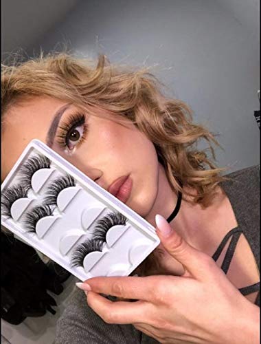 Five-pair LASGOOS 3D Mink Lash box ideal for routine glam.