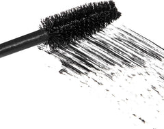 LashFood lash detail shows soft, nourished lashes after priming and mascara.