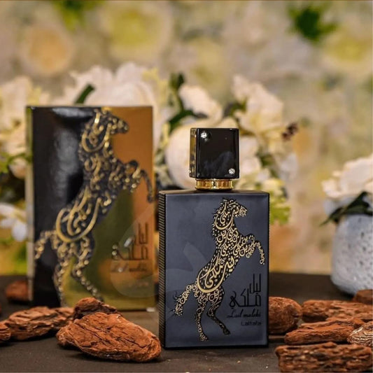 Close-up of Lattafa Lail Maleki EDP cap for special occasions
