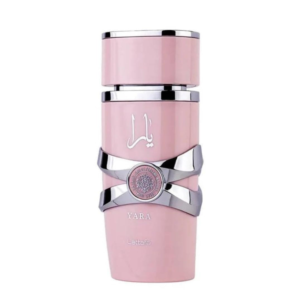 Lattafa Yara cap and spray nozzle close-up, easy application for refined evenings.