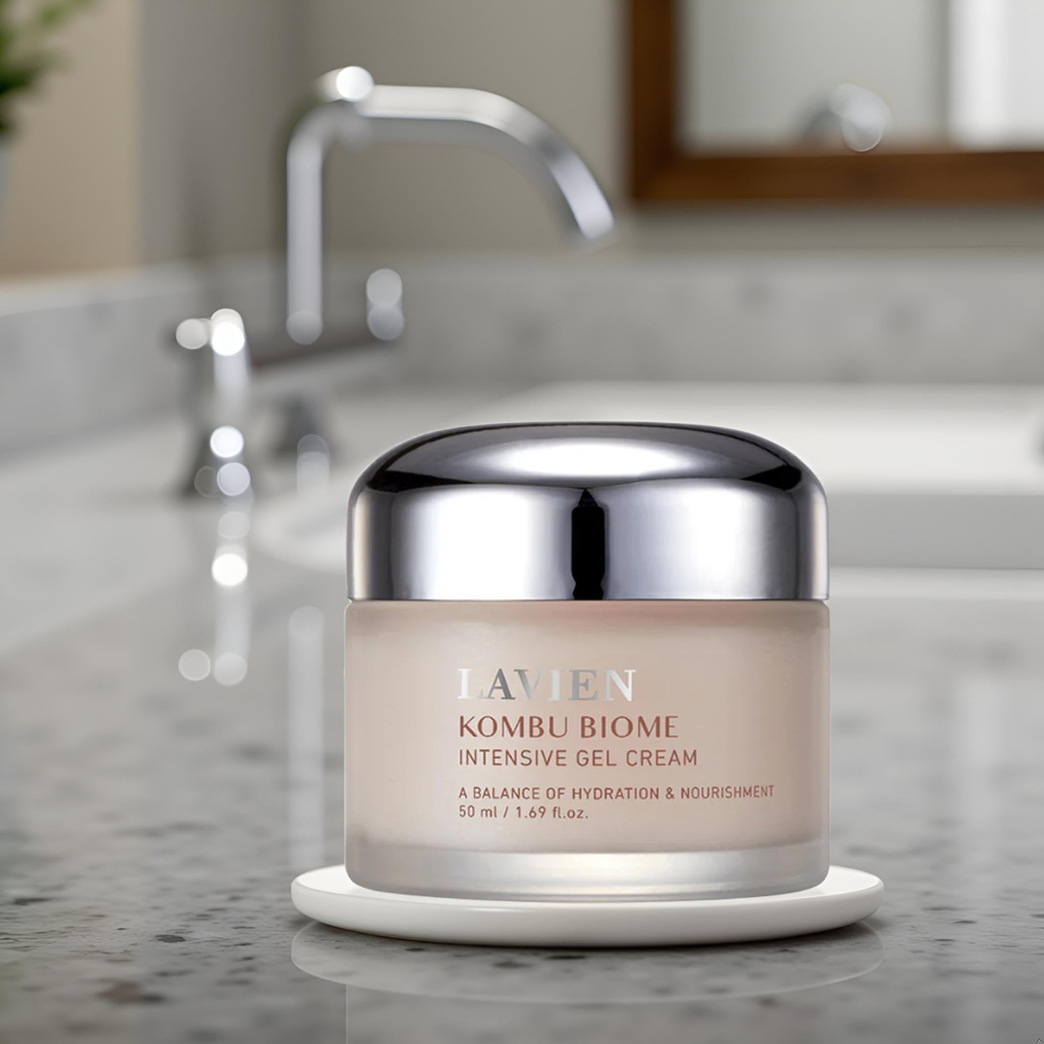 LAVIEN Kombu Biome Intensive Gel Cream being applied for refreshing hydration