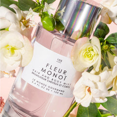 Mist applied on clothes for a portable fragrance layer